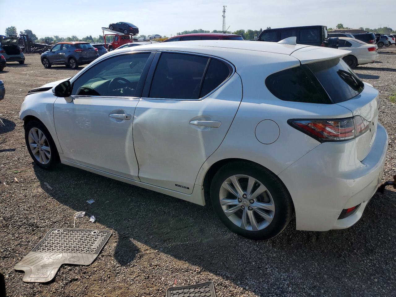 2014 LEXUS CT 200 — снимка 2