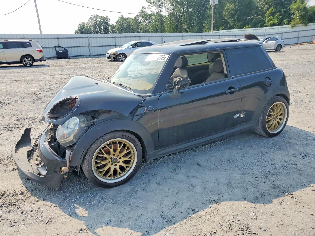 2013 MINI COOPER S