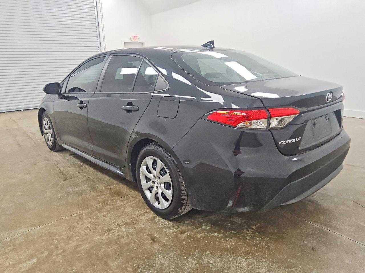 2020 TOYOTA COROLLA LE — снимка 2