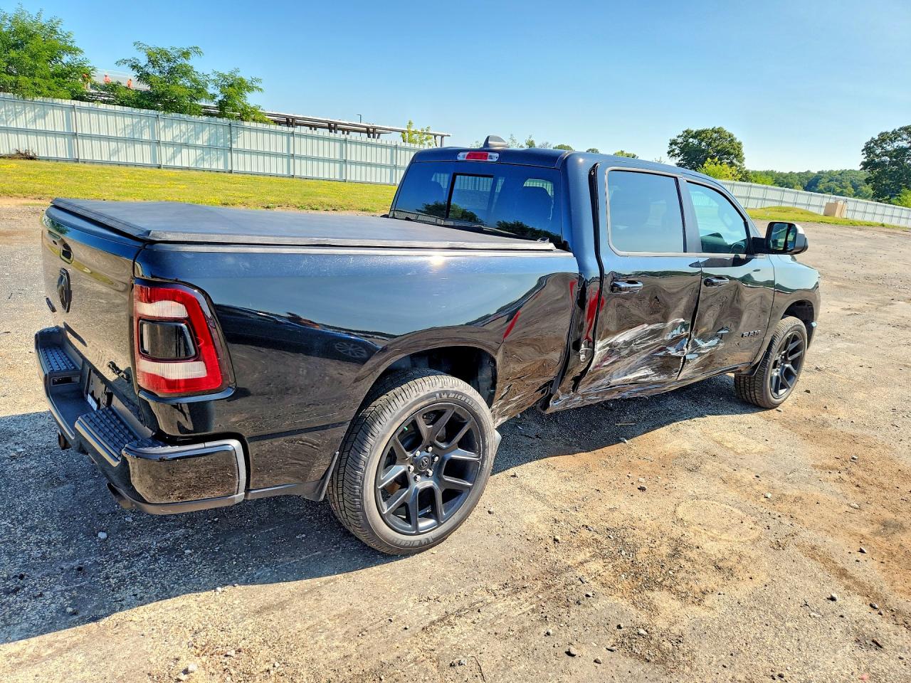 2024 RAM 1500 LARAMIE — снимка 3