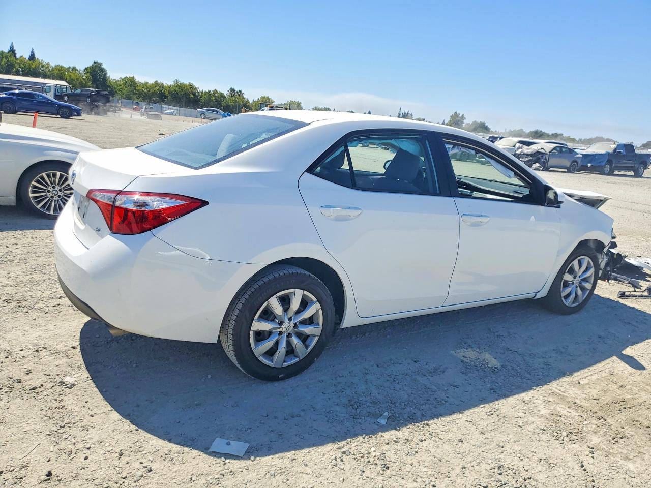 2015 TOYOTA COROLLA LE — снимка 3