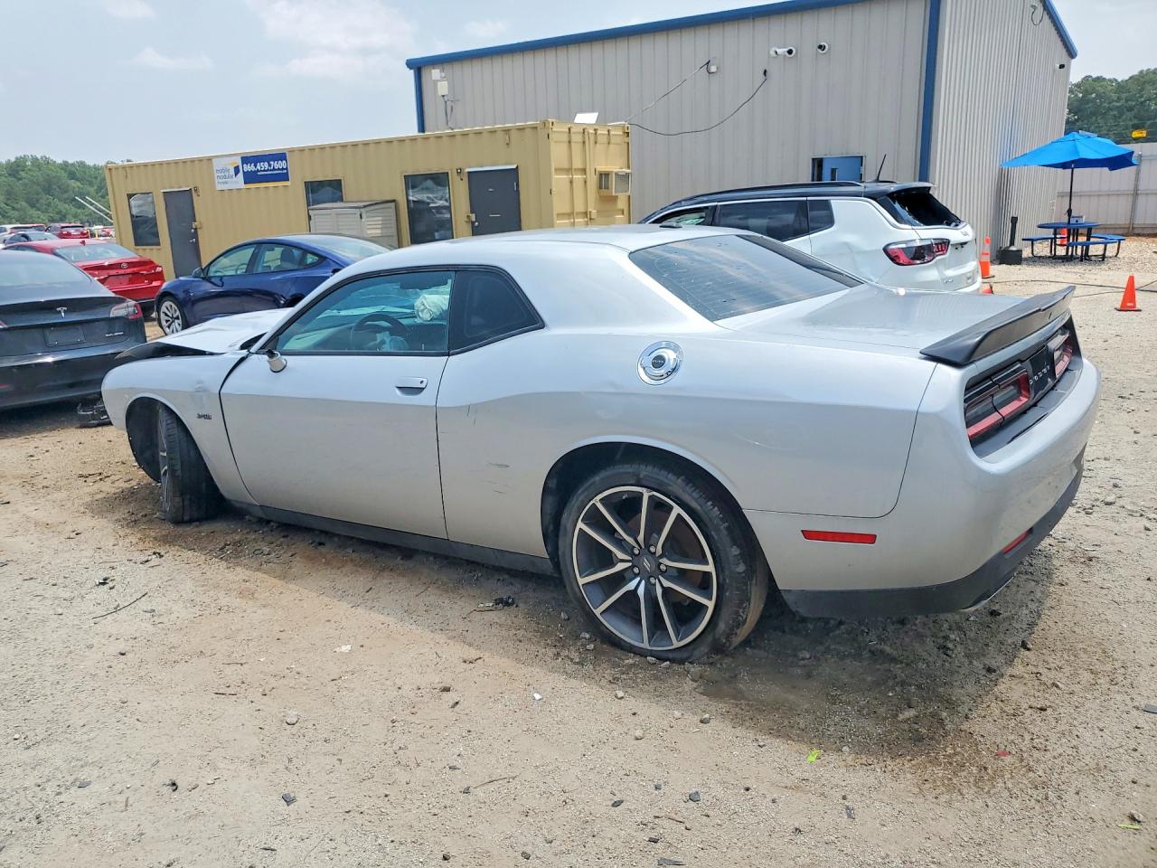 2023 DODGE CHALLENGER R/T — снимка 2