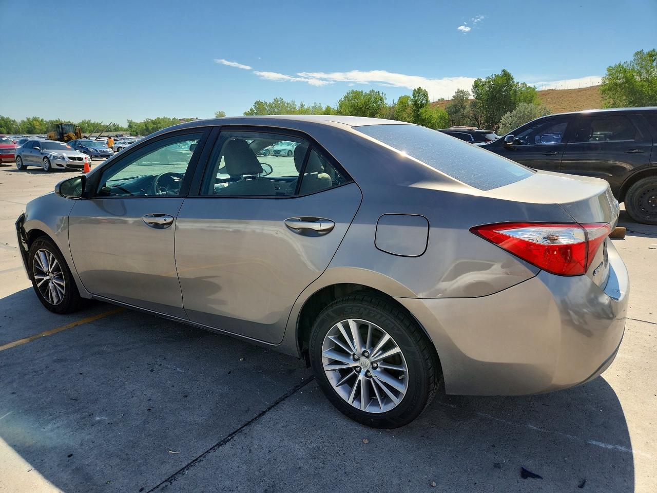 2015 TOYOTA COROLLA LE — снимка 2
