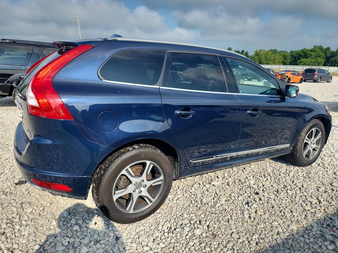 2015 VOLVO XC60 T6 PREMIER — снимка 3