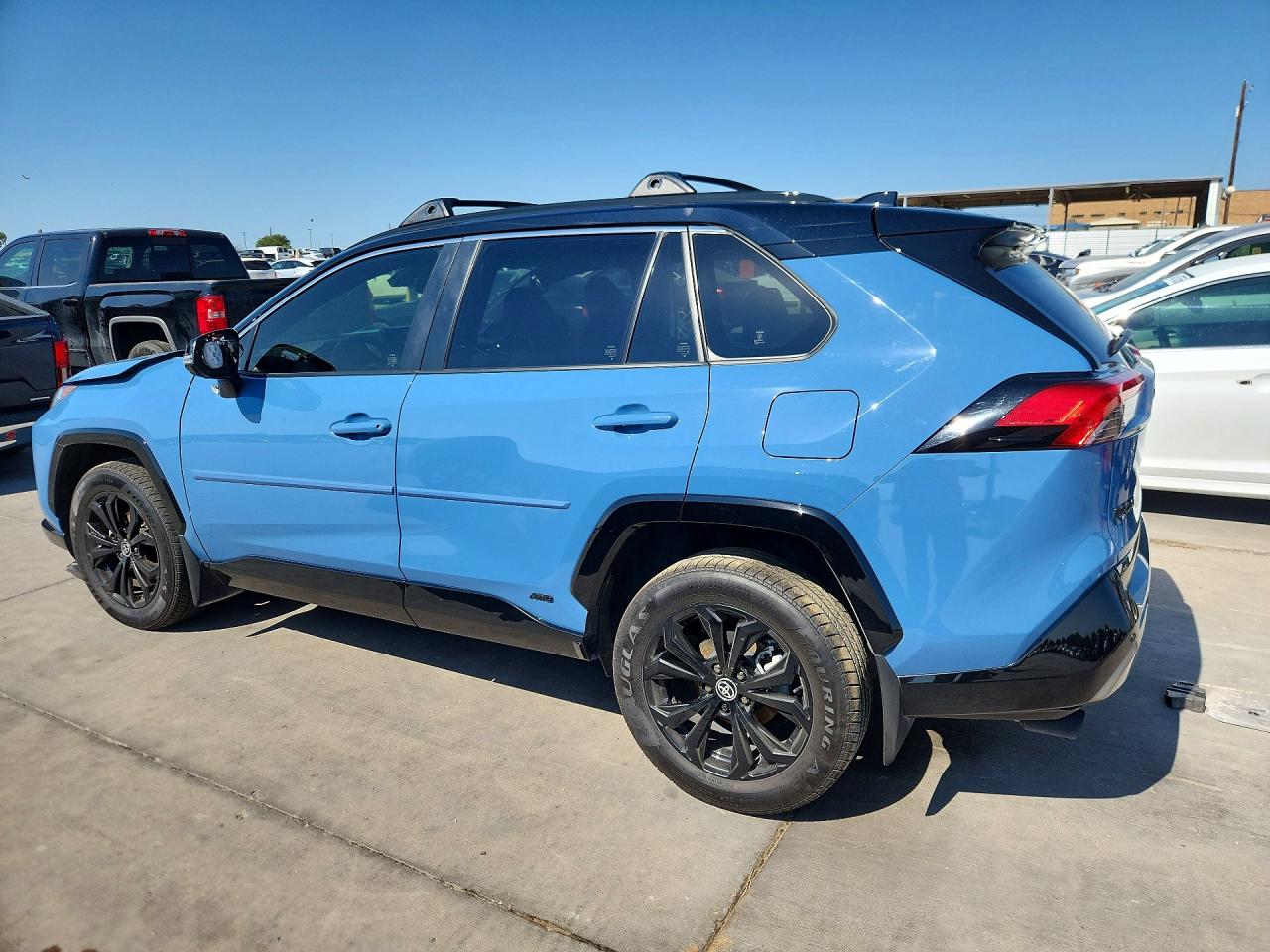 2025 TOYOTA RAV4 XSE — снимка 2