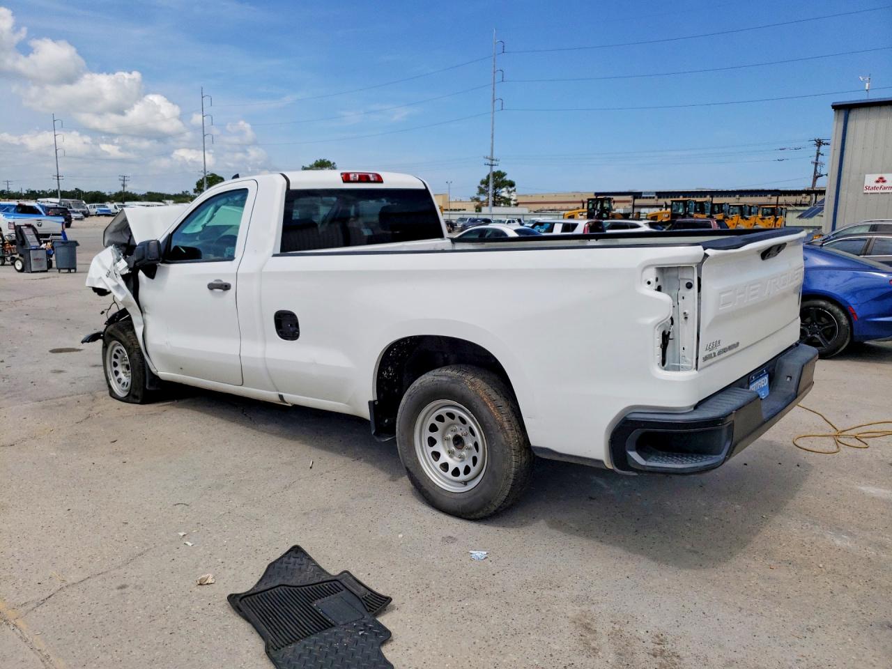 2021 CHEVROLET SILVERADO C1500 — снимка 2