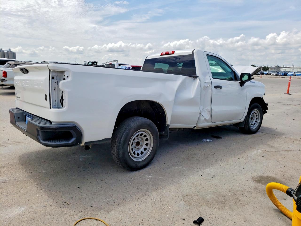 2021 CHEVROLET SILVERADO C1500 — снимка 3
