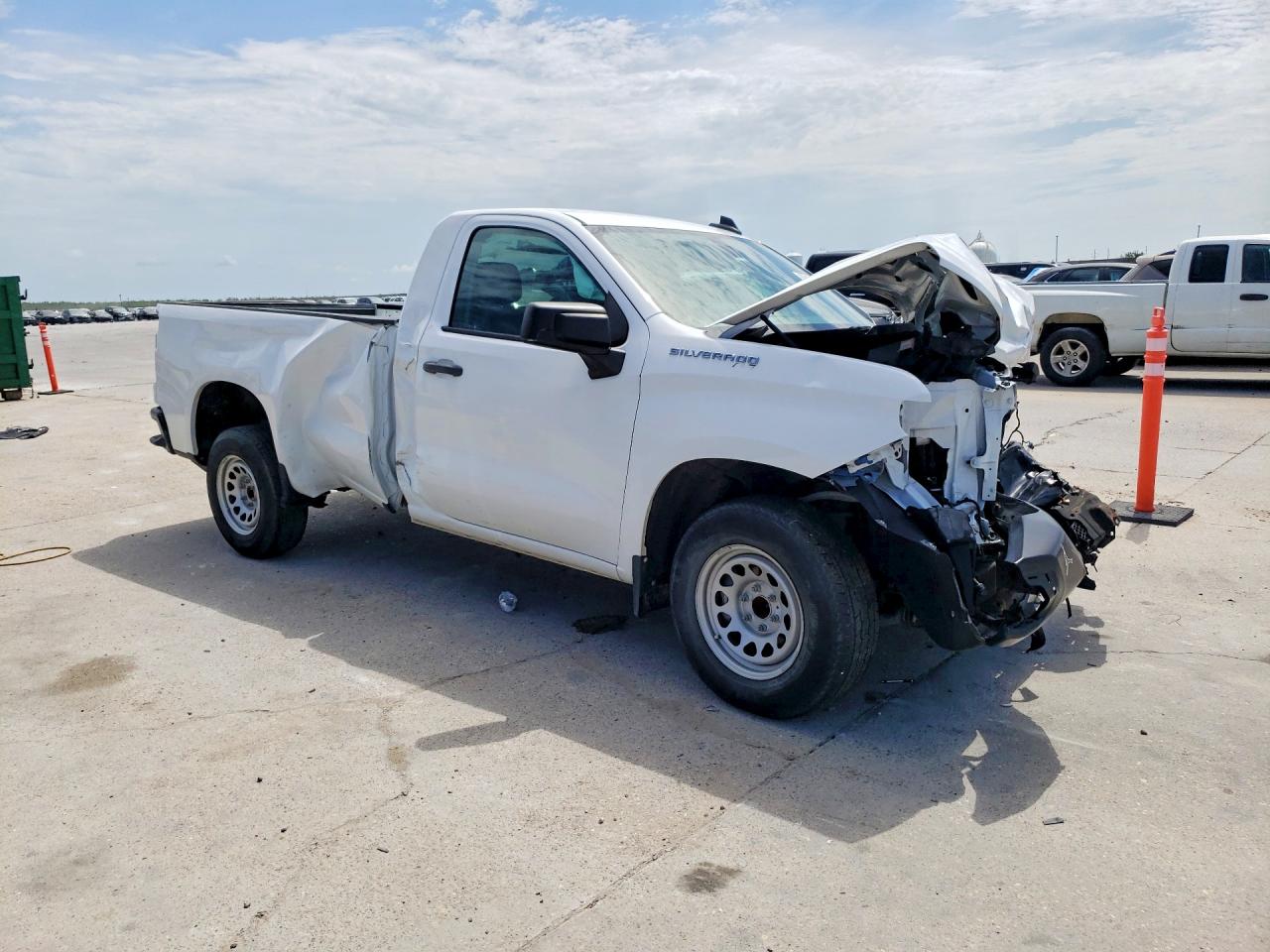 2021 CHEVROLET SILVERADO C1500 — снимка 4