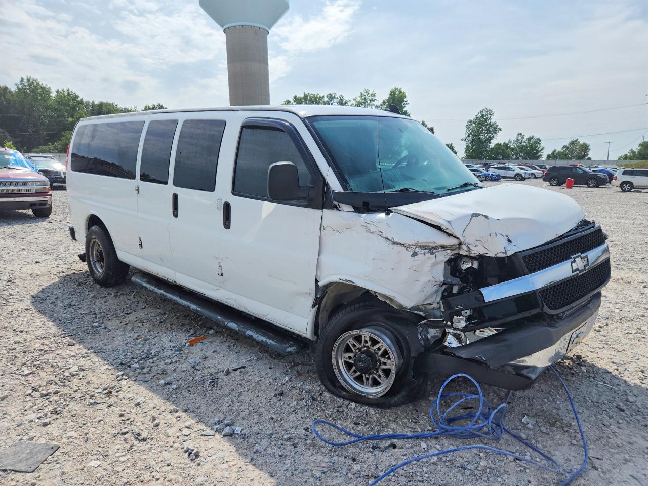 2017 CHEVROLET EXPRESS G3500 LT — снимка 4