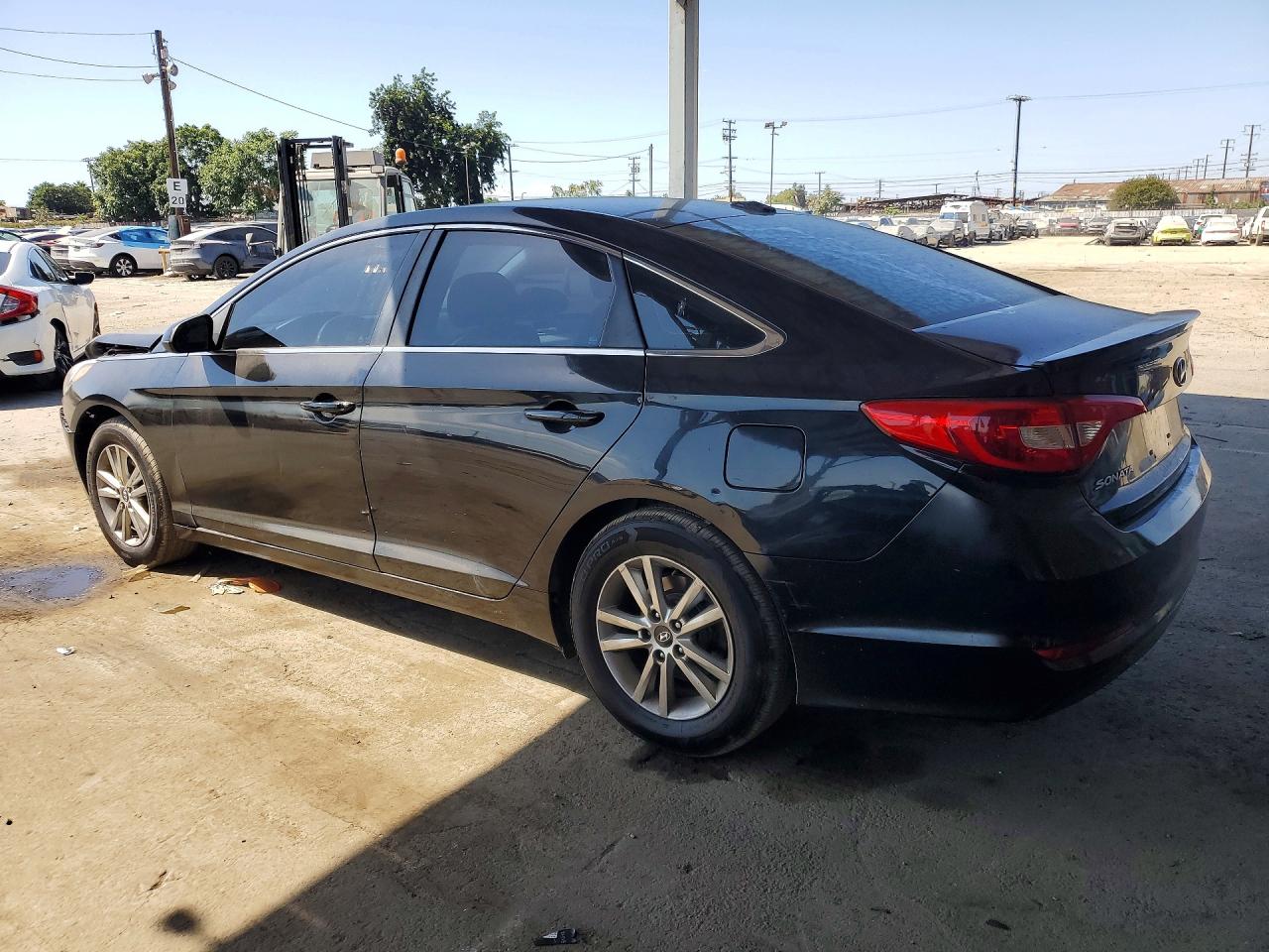 2015 HYUNDAI SONATA SE — снимка 2