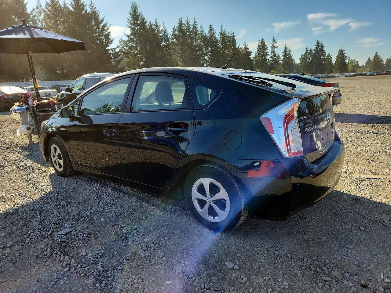 2015 TOYOTA PRIUS TWO — снимка 2