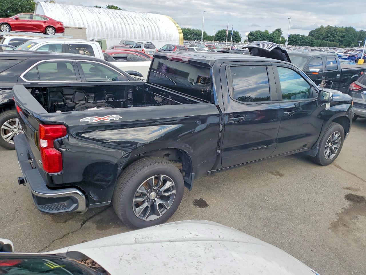 2022 CHEVROLET SILVERADO K1500 LT-L — снимка 3