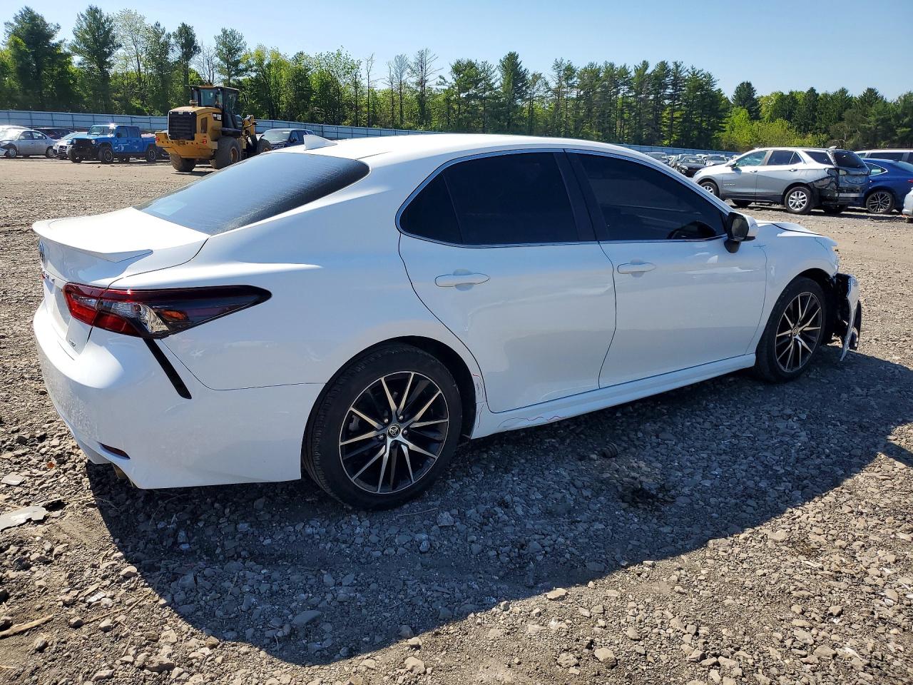 2021 TOYOTA CAMRY SE — снимка 3