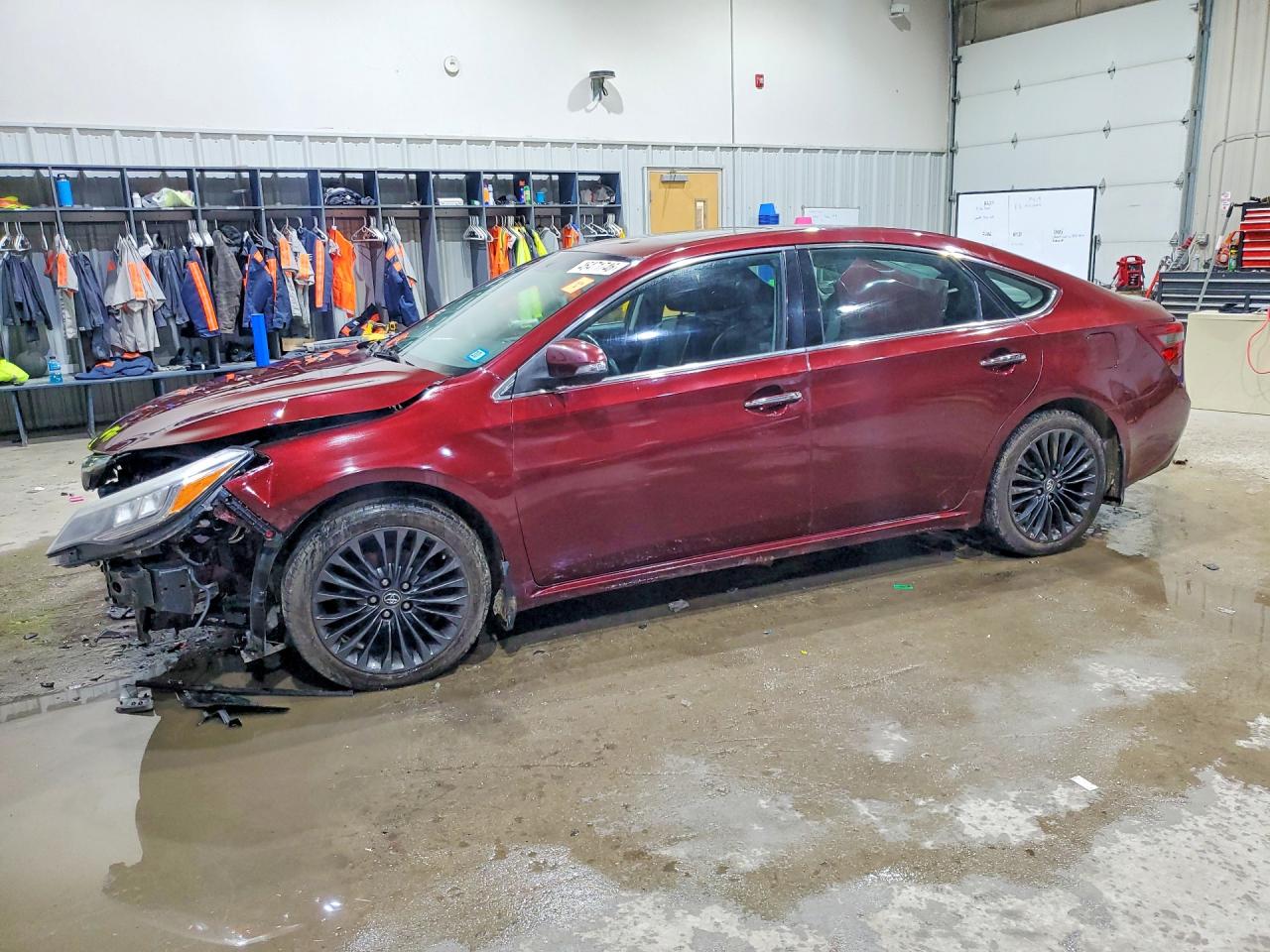 2016 TOYOTA AVALON TOURING