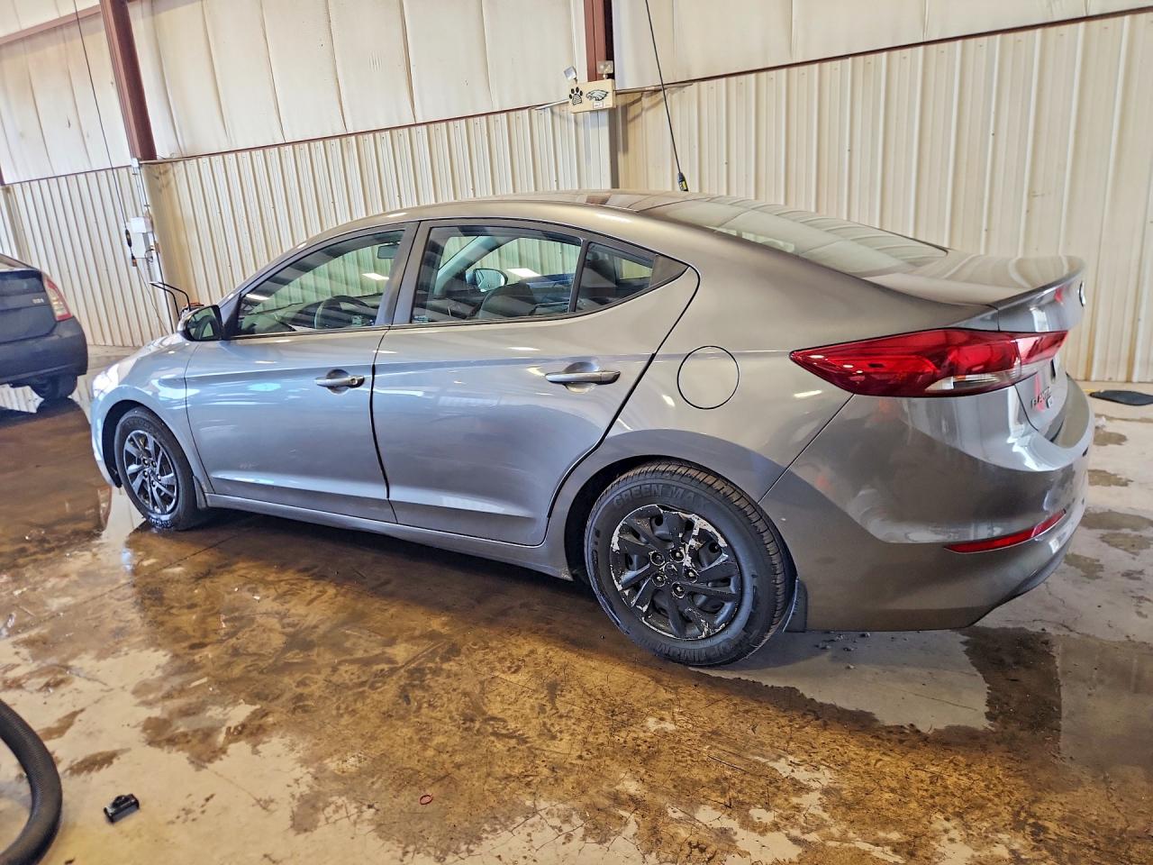 2018 HYUNDAI ELANTRA SE — снимка 2