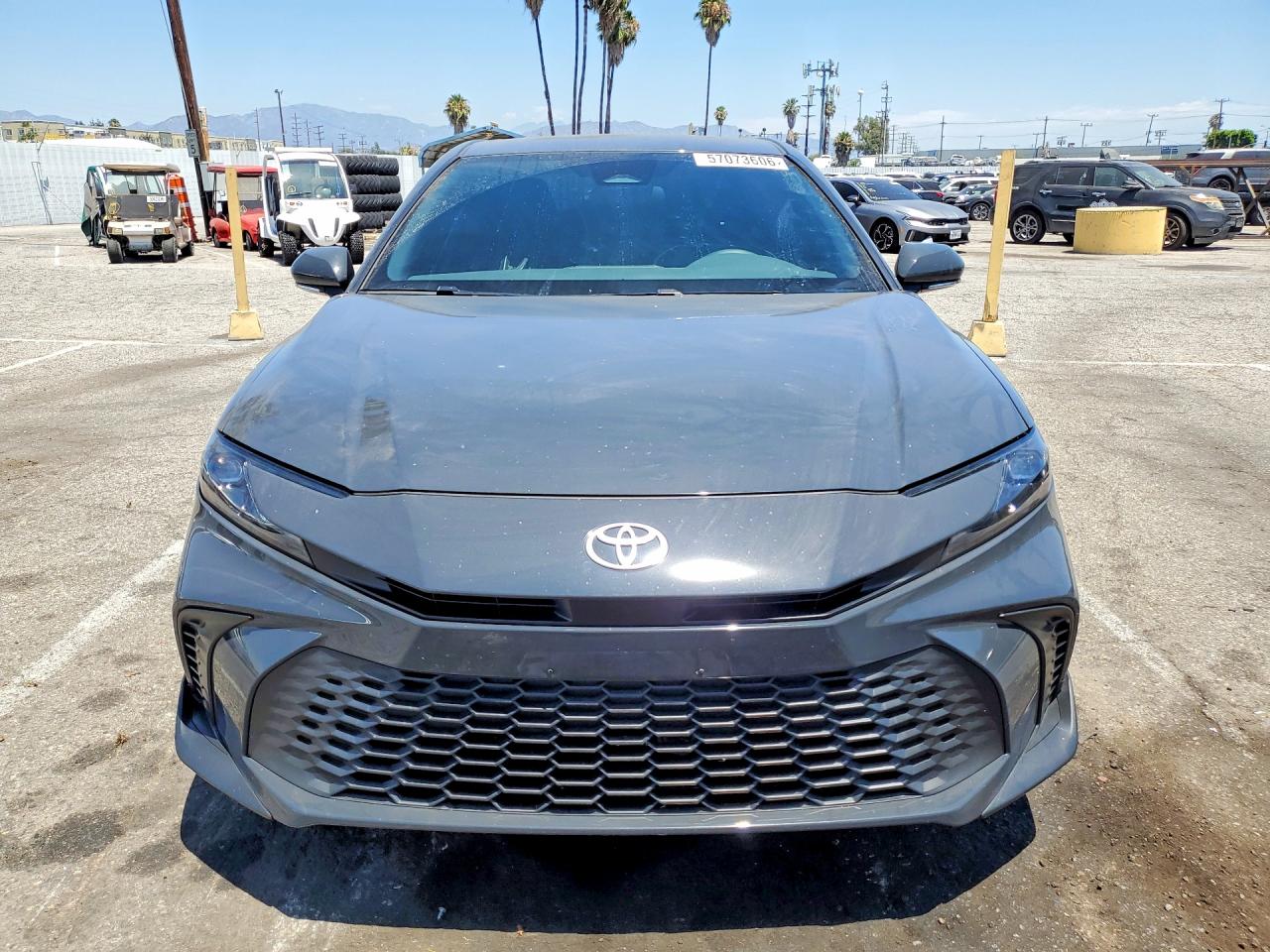2025 TOYOTA CAMRY SE — снимка 5