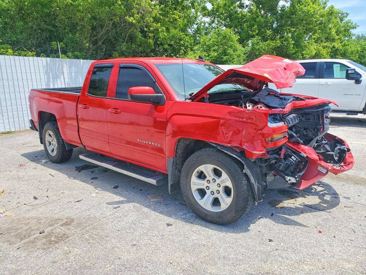 2017 CHEVROLET SILVERADO — снимка 4