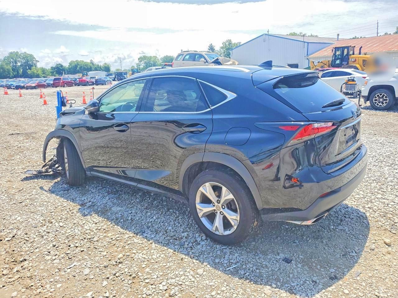 2017 LEXUS NX 200T BASE — снимка 2