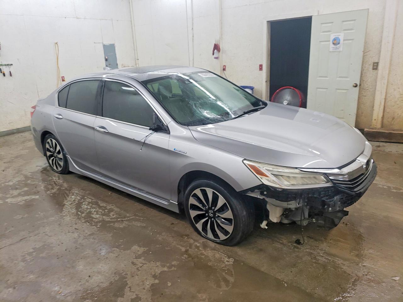 2017 HONDA ACCORD TOURING HYBRID — снимка 4