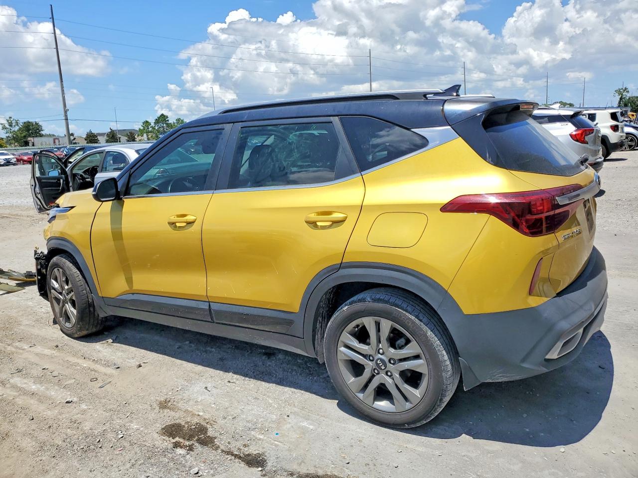 2021 KIA SELTOS S — снимка 2