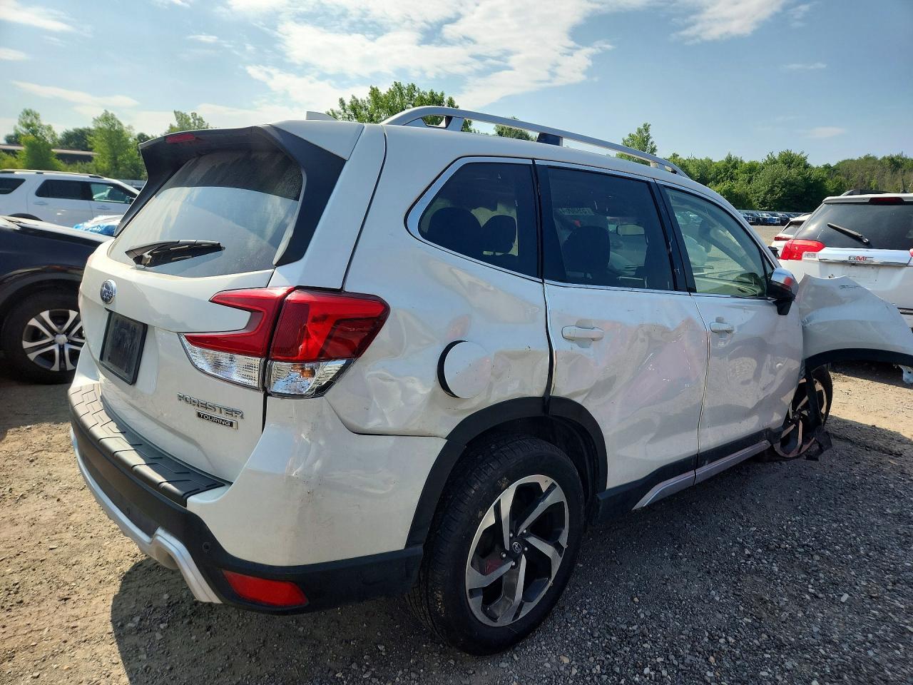 2022 SUBARU FORESTER TOURING — снимка 3