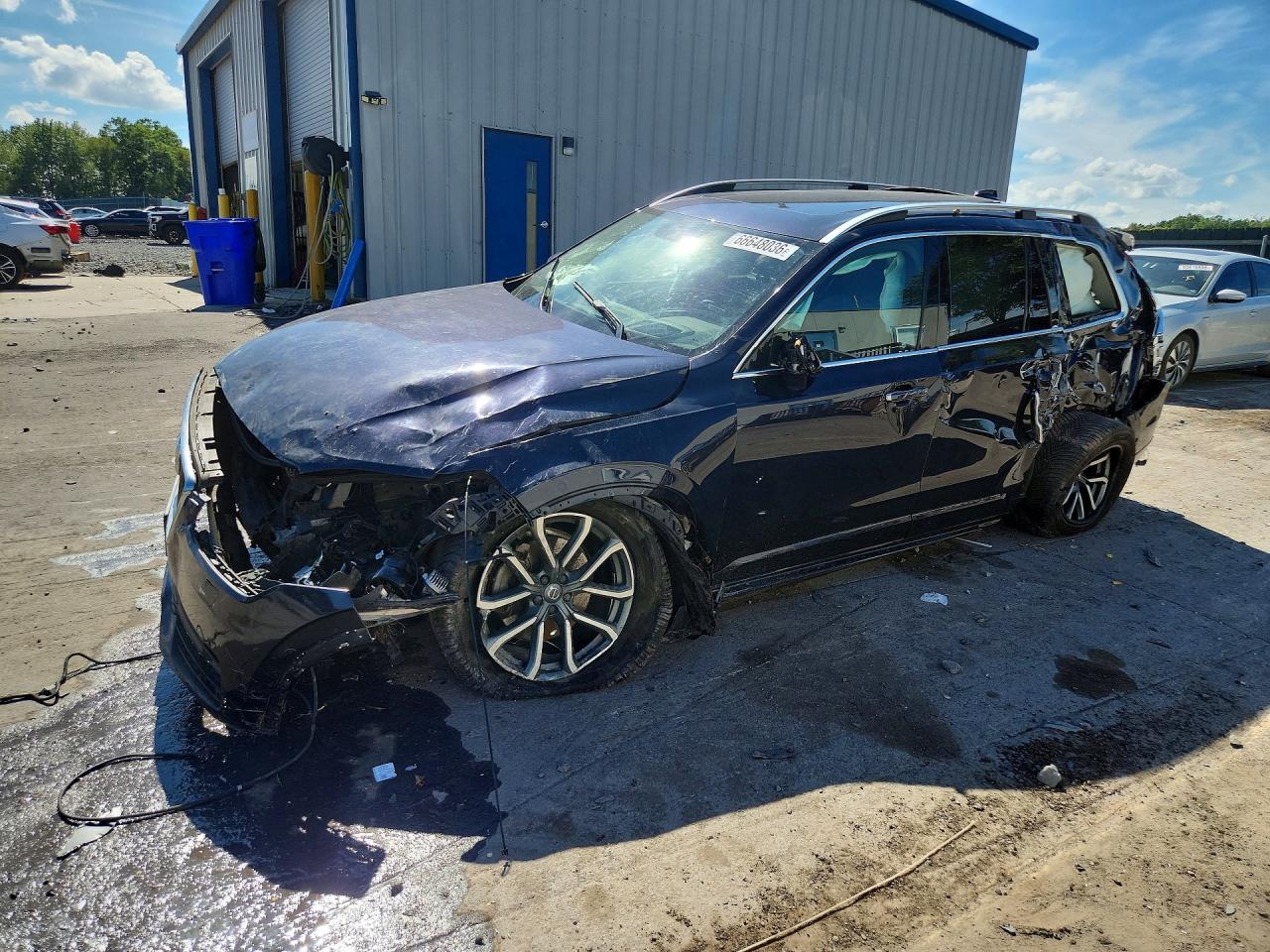 2019 VOLVO XC90 T6 MOMENTUM