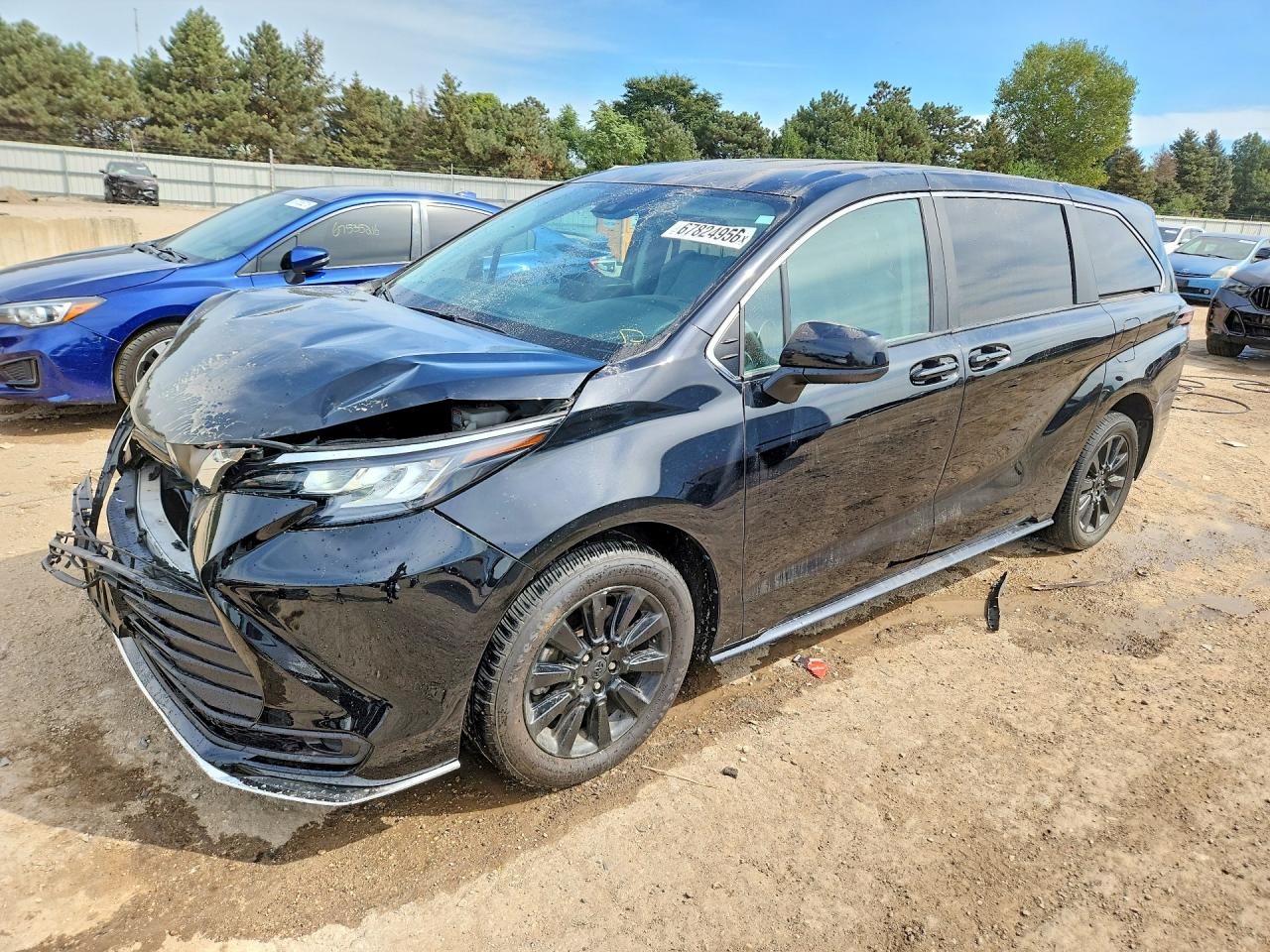 2023 TOYOTA SIENNA LE