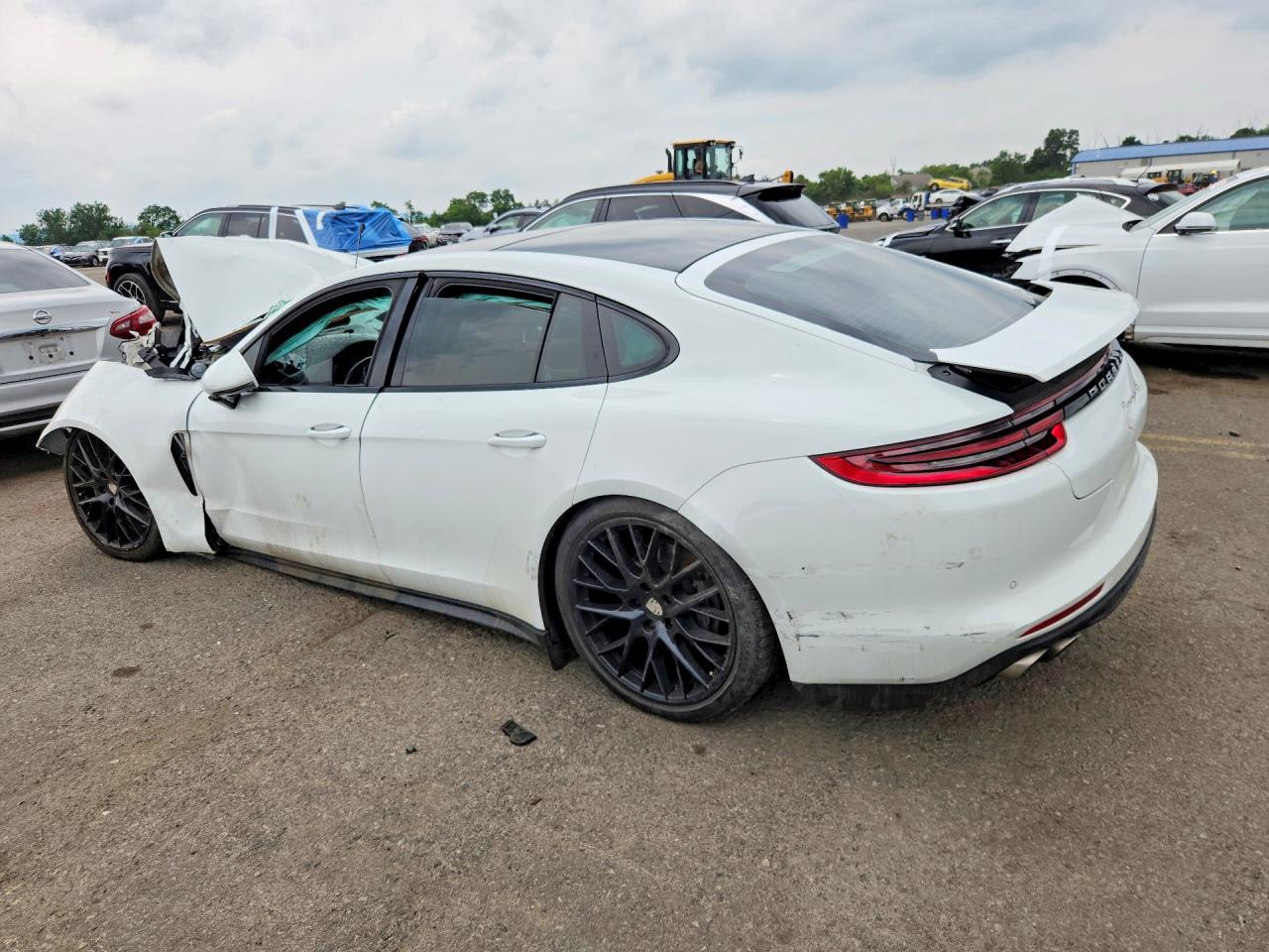 2018 PORSCHE PANAMERA 4S — снимка 2