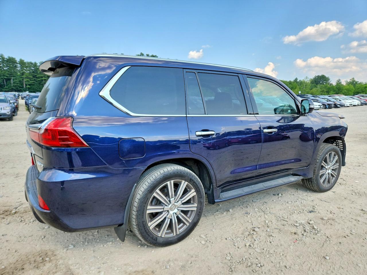2017 LEXUS LX 570 — снимка 3