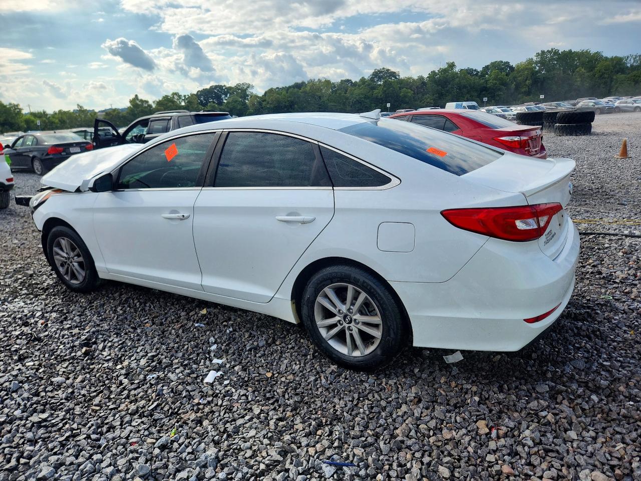 2015 HYUNDAI SONATA SE — снимка 2