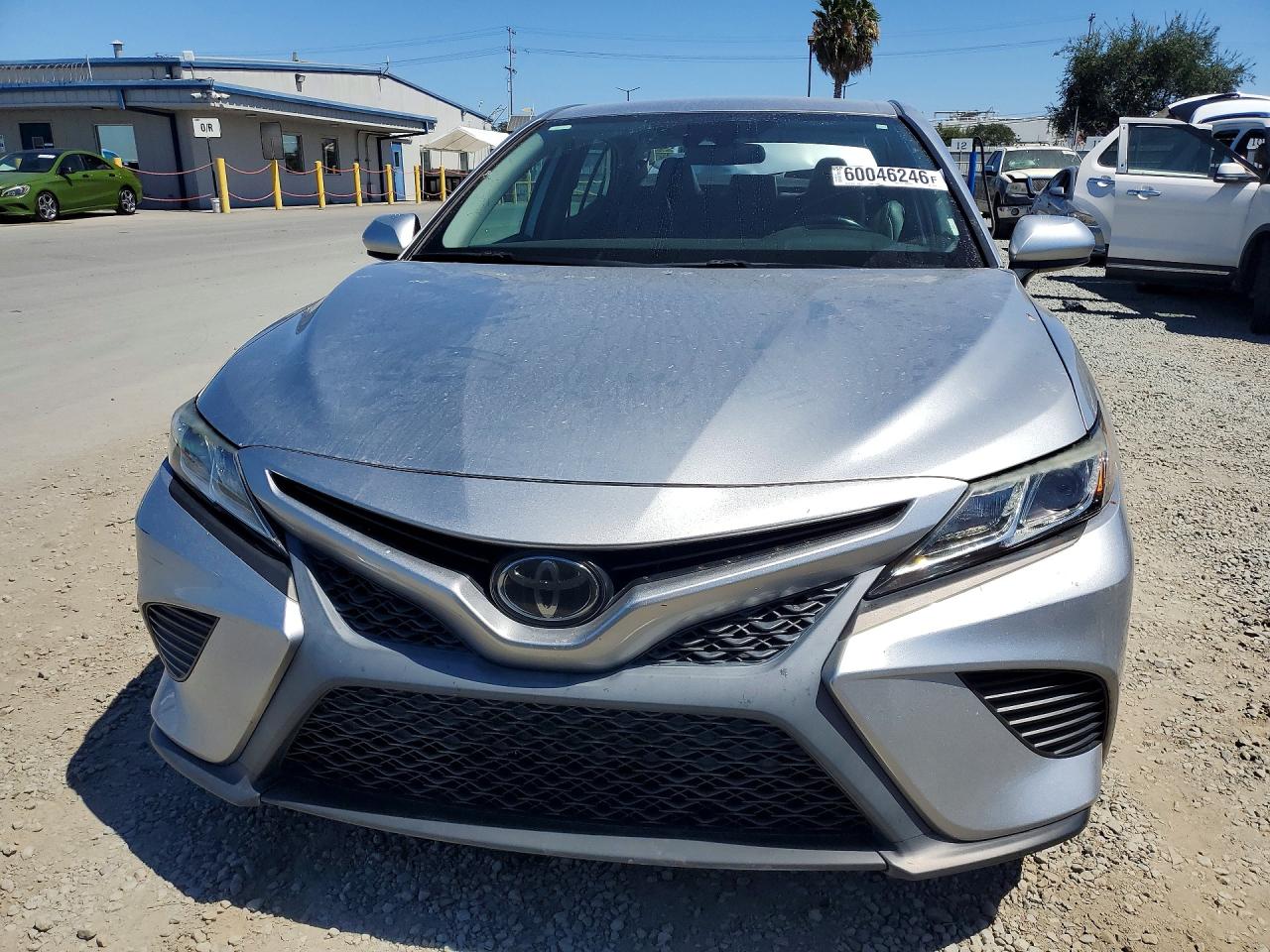 2019 TOYOTA CAMRY SE — снимка 5