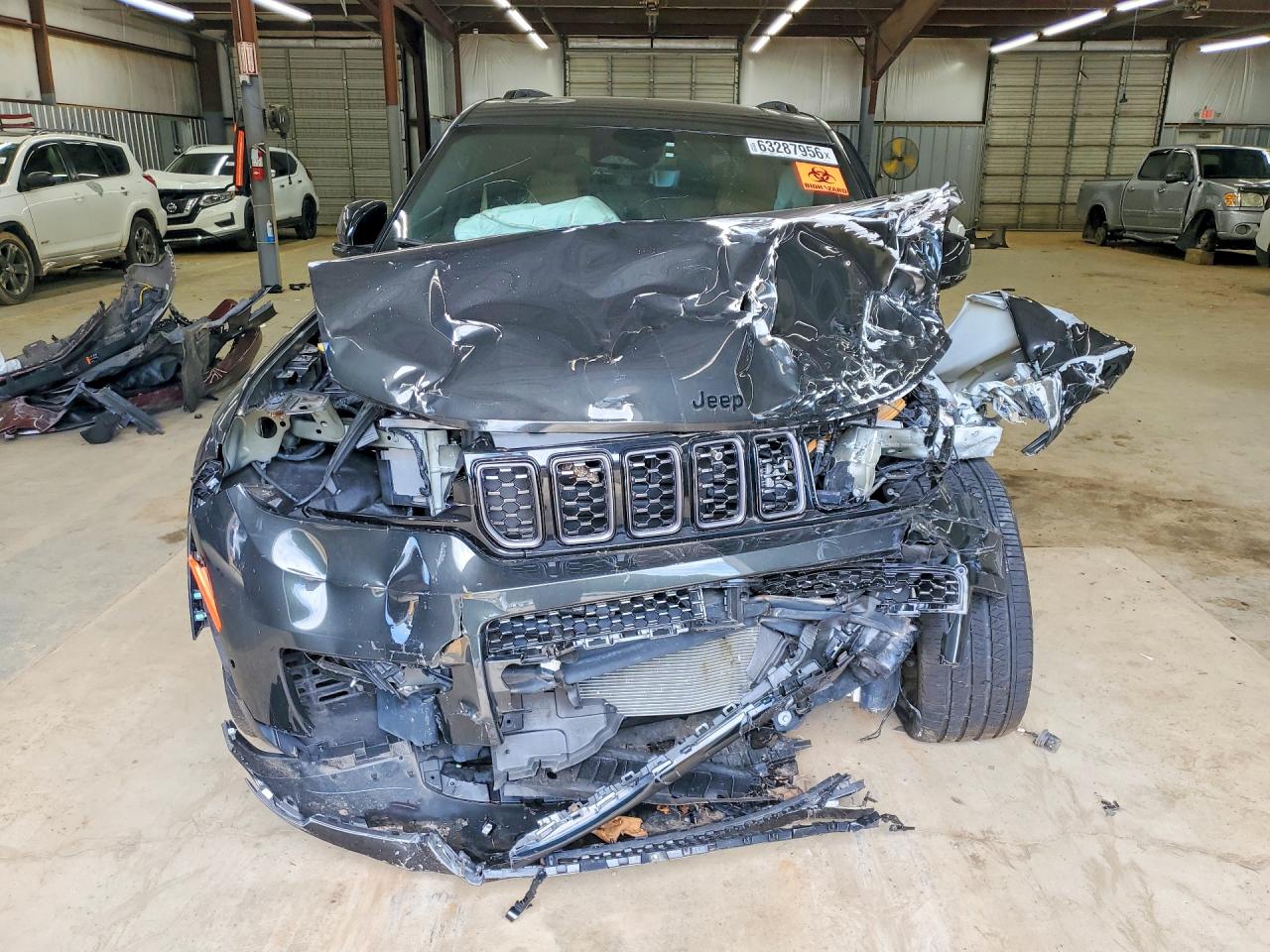 2024 JEEP GRAND CHEROKEE L SUMMIT — снимка 5