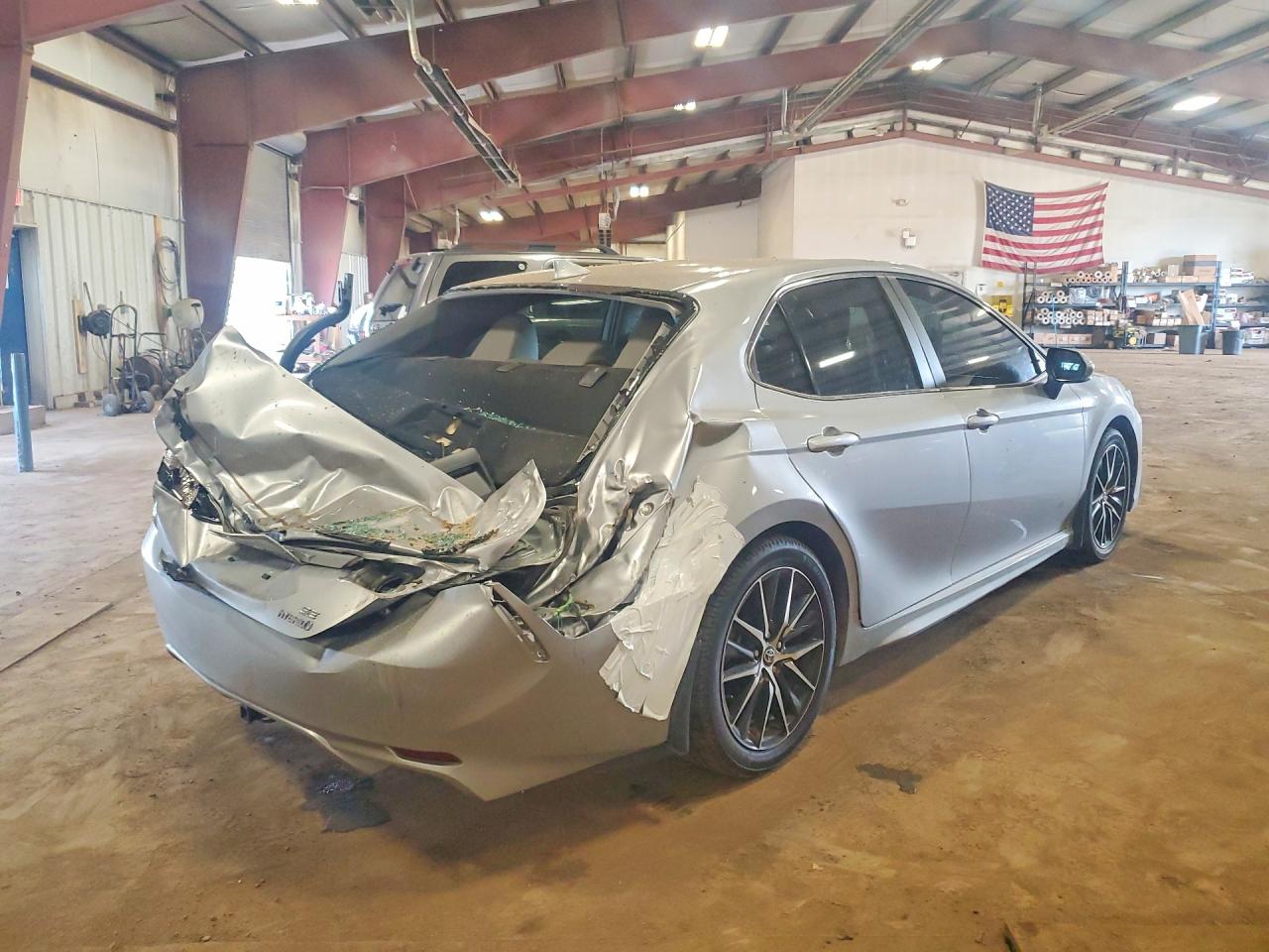 2023 TOYOTA CAMRY HYBRID SE — снимка 3