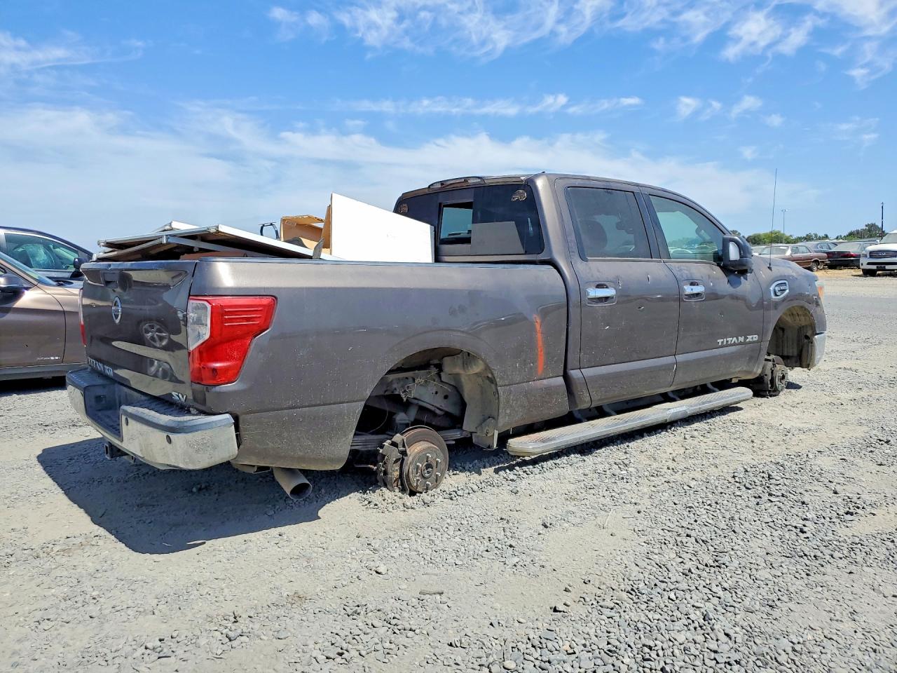2016 NISSAN TITAN XD SV — снимка 3