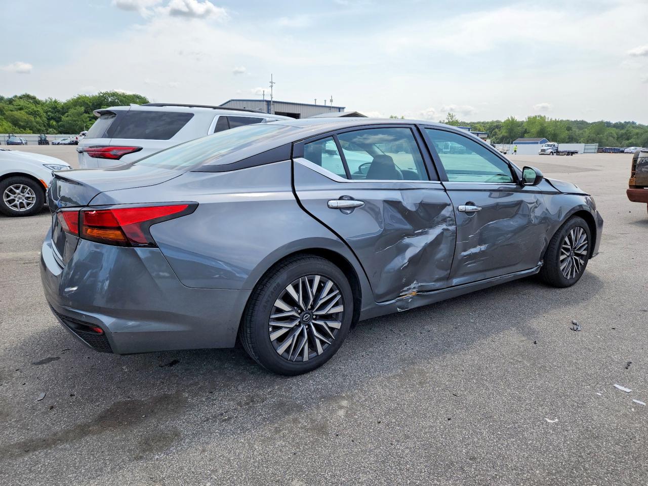 2025 NISSAN ALTIMA SV — снимка 3