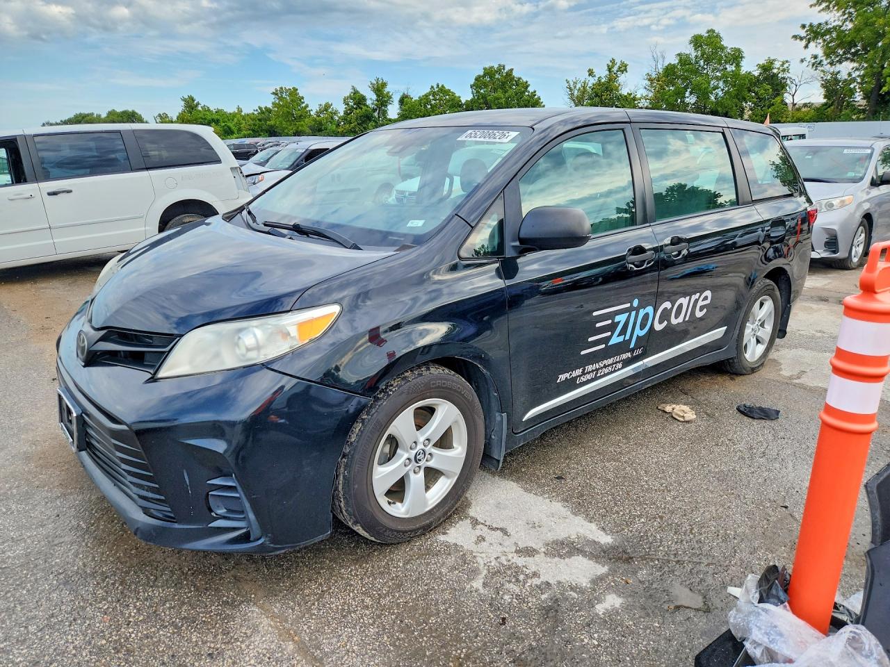 2018 TOYOTA SIENNA L