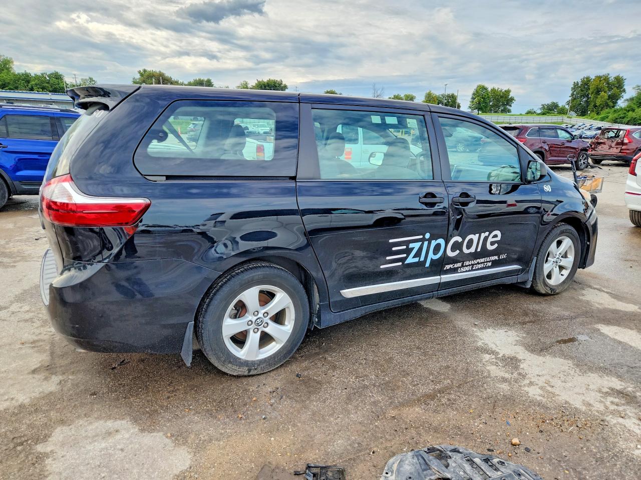 2018 TOYOTA SIENNA L — снимка 3