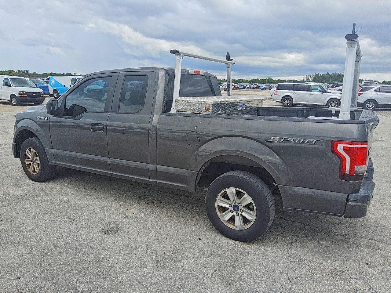 2015 FORD F150 SUPER CAB — снимка 2