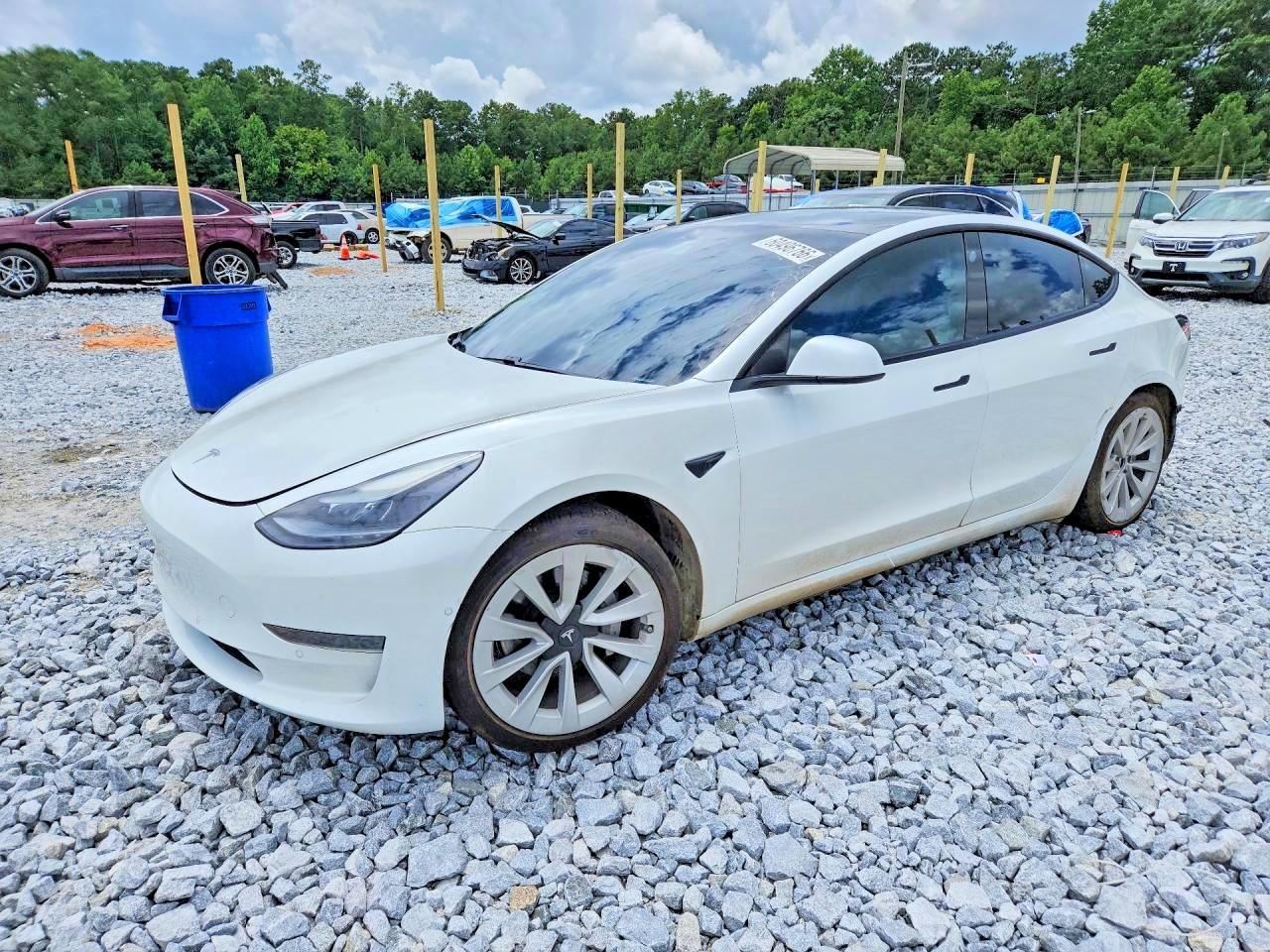 2021 TESLA MODEL 3