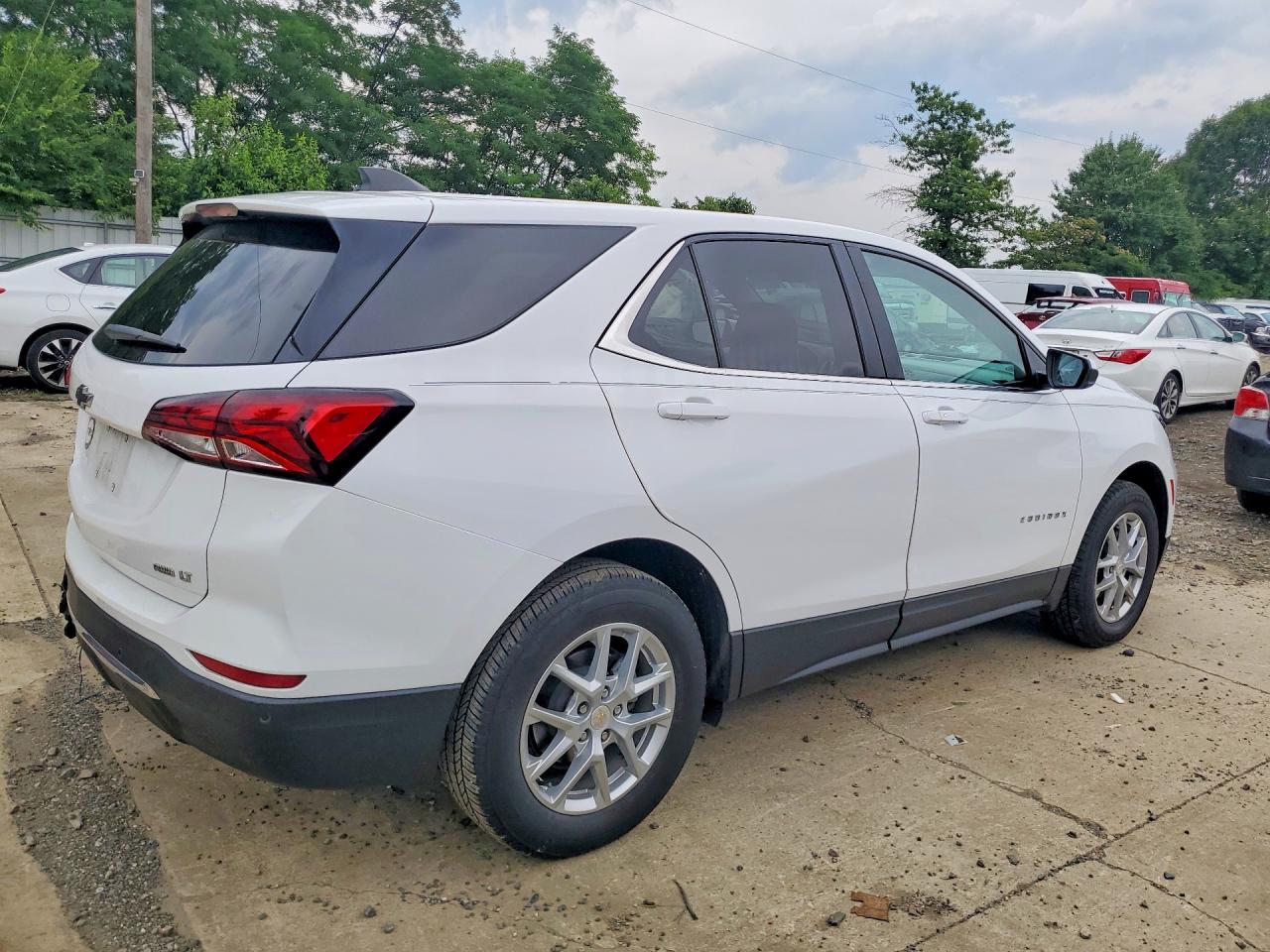 2024 CHEVROLET EQUINOX LT — снимка 3