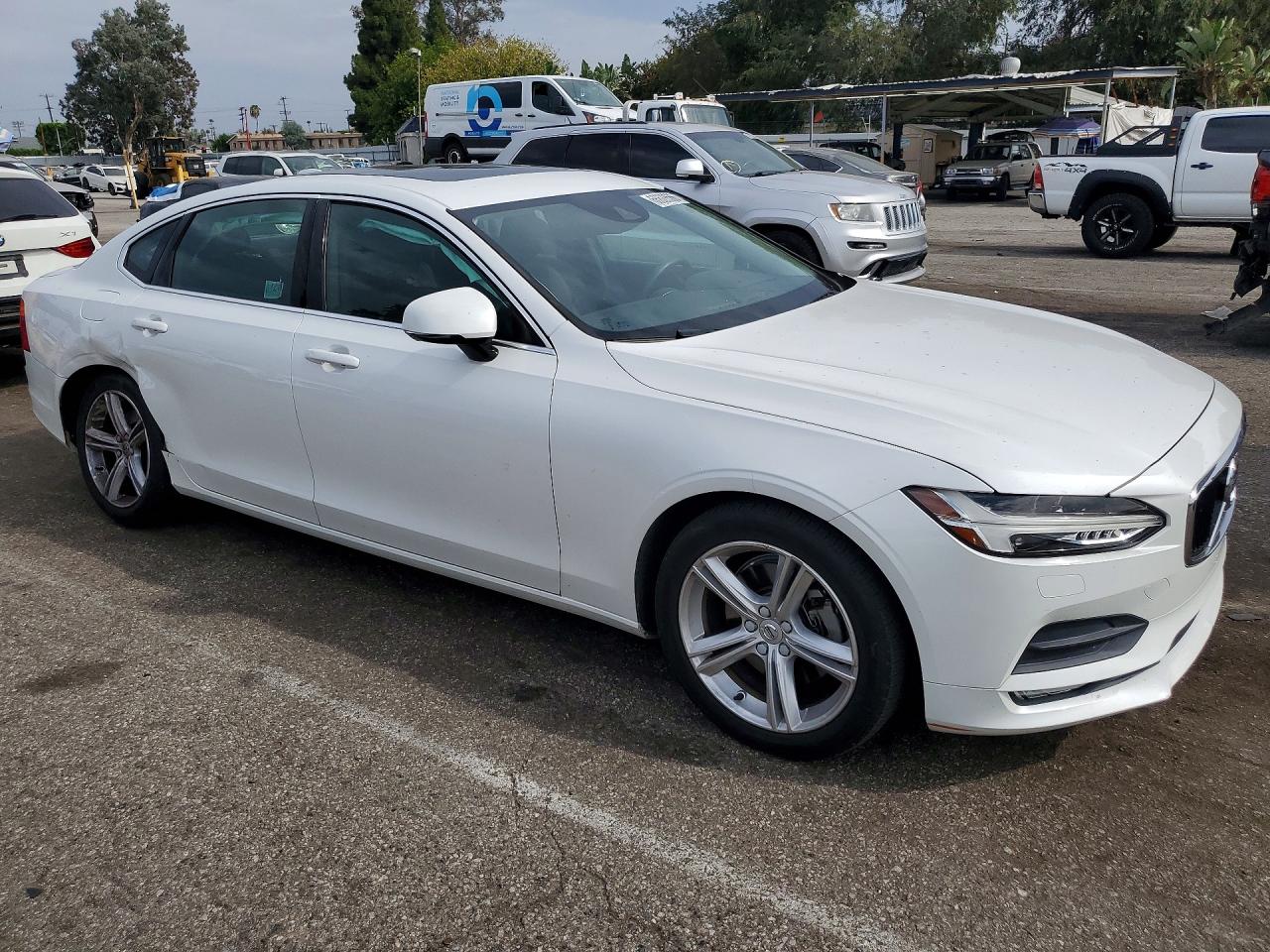 2018 VOLVO S90 T5 MOMENTUM — снимка 4