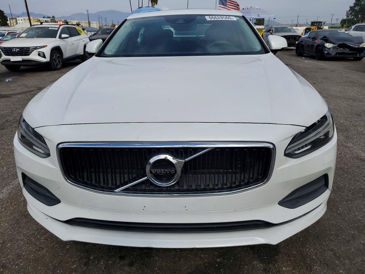 2018 VOLVO S90 T5 MOMENTUM — снимка 5