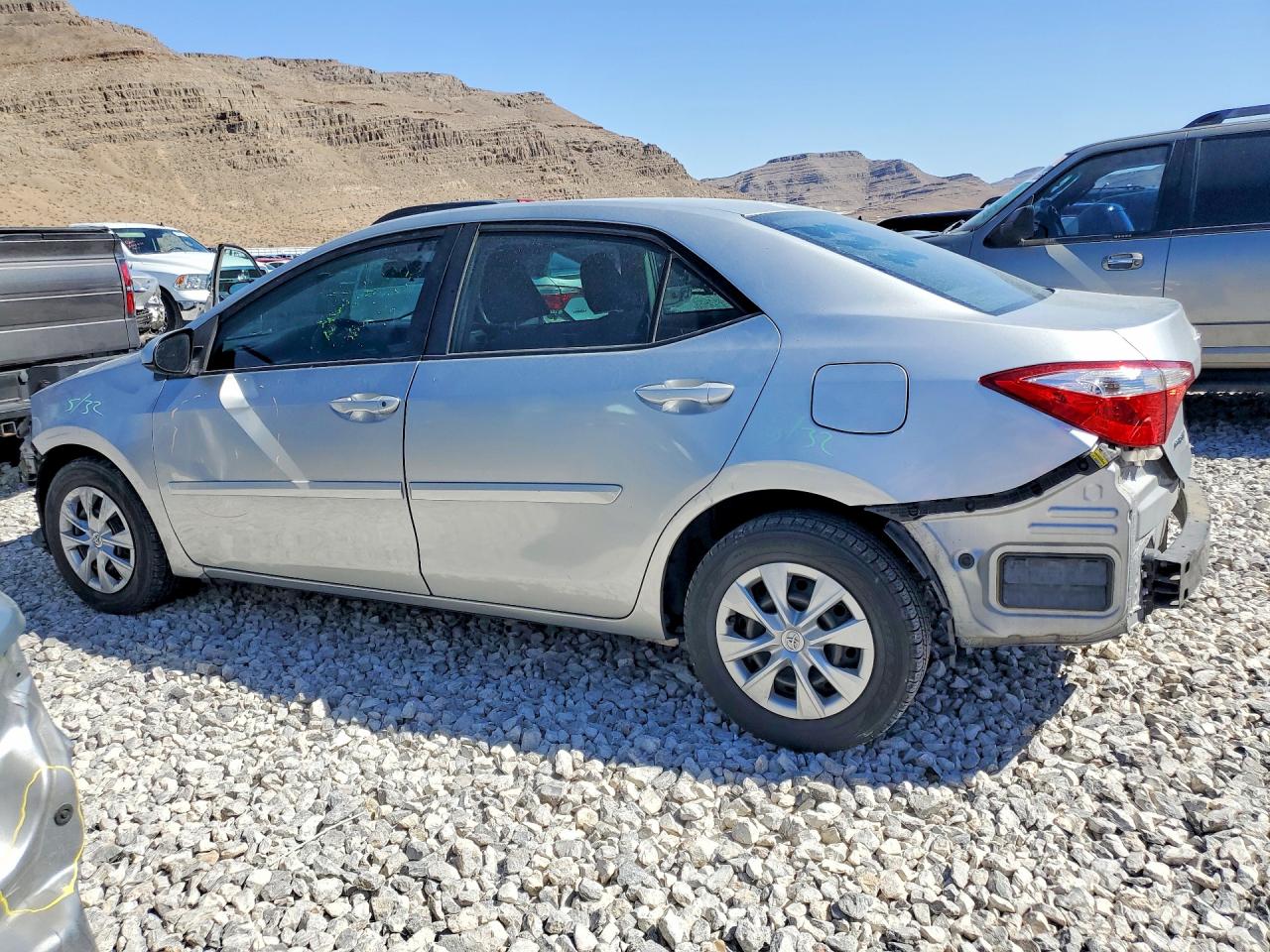 2015 TOYOTA COROLLA L — снимка 2