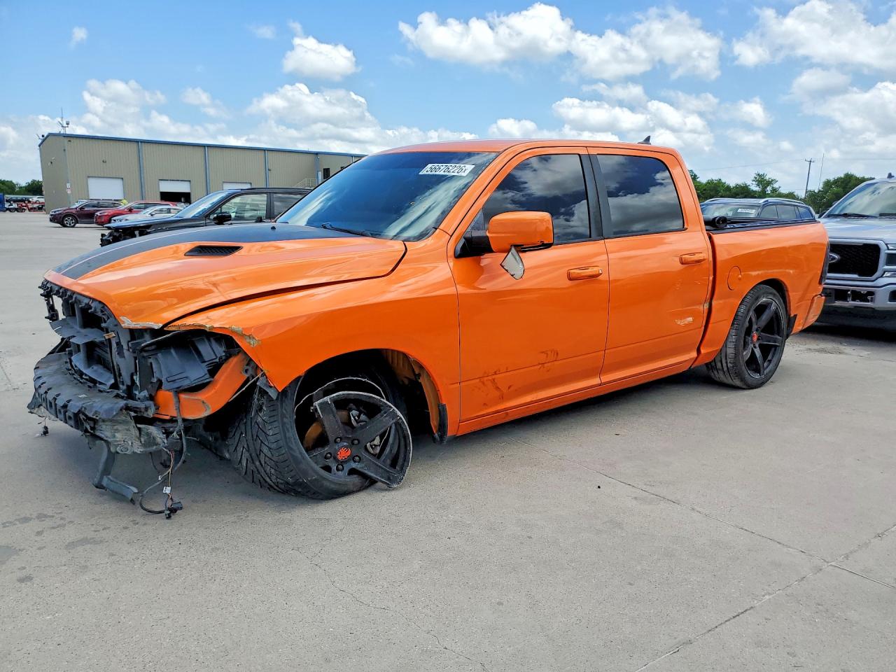 2015 RAM 1500 SPORT