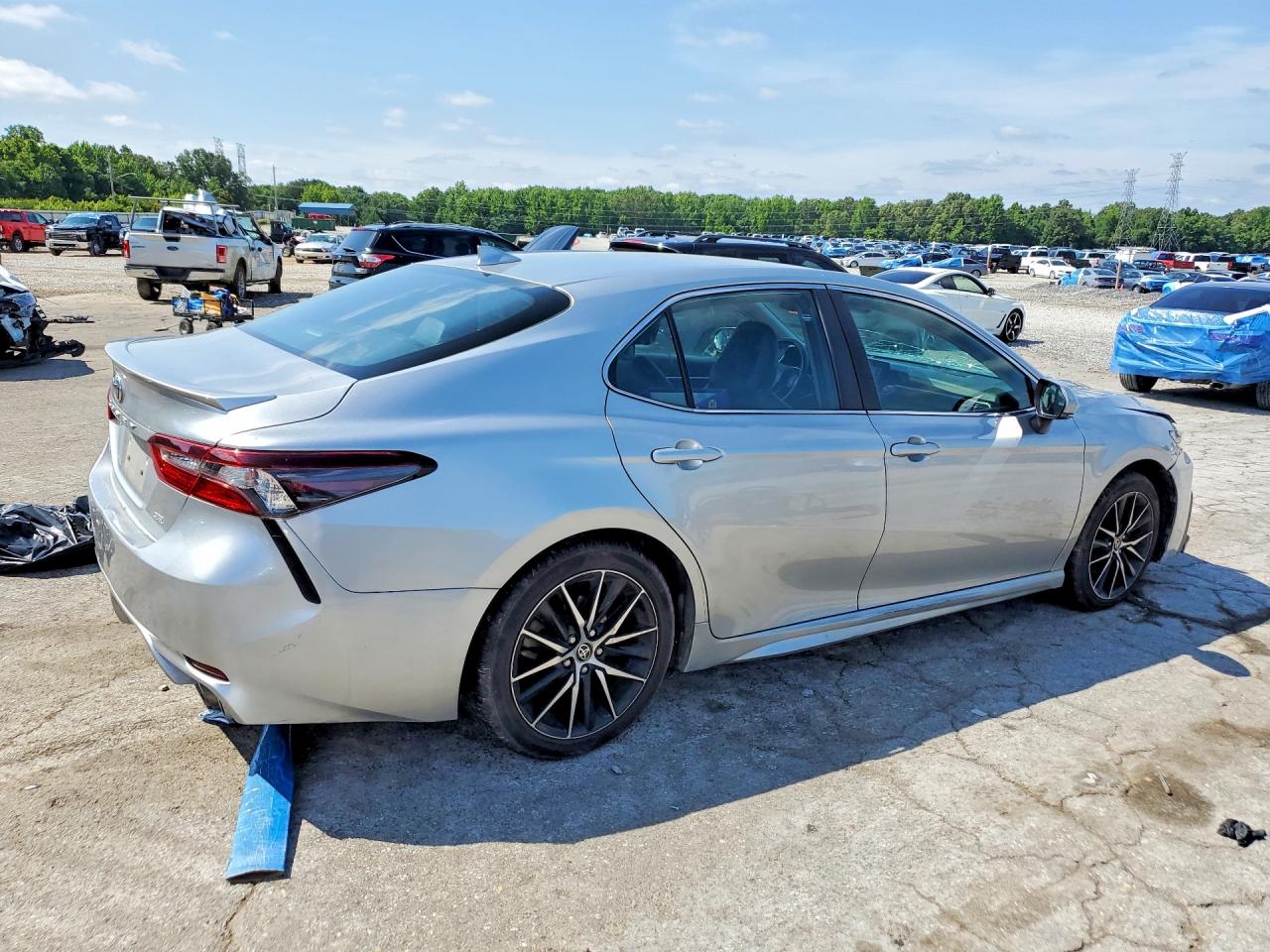 2023 TOYOTA CAMRY SE — снимка 3