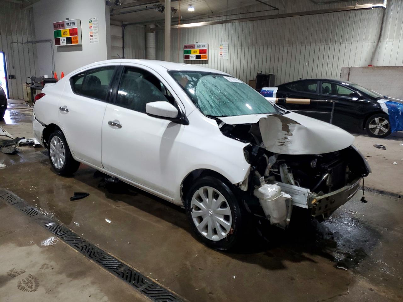 2016 NISSAN VERSA 1.6 SV — снимка 4