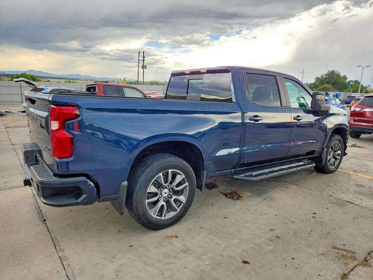 2020 CHEVROLET SILVERADO K1500 RST — снимка 3
