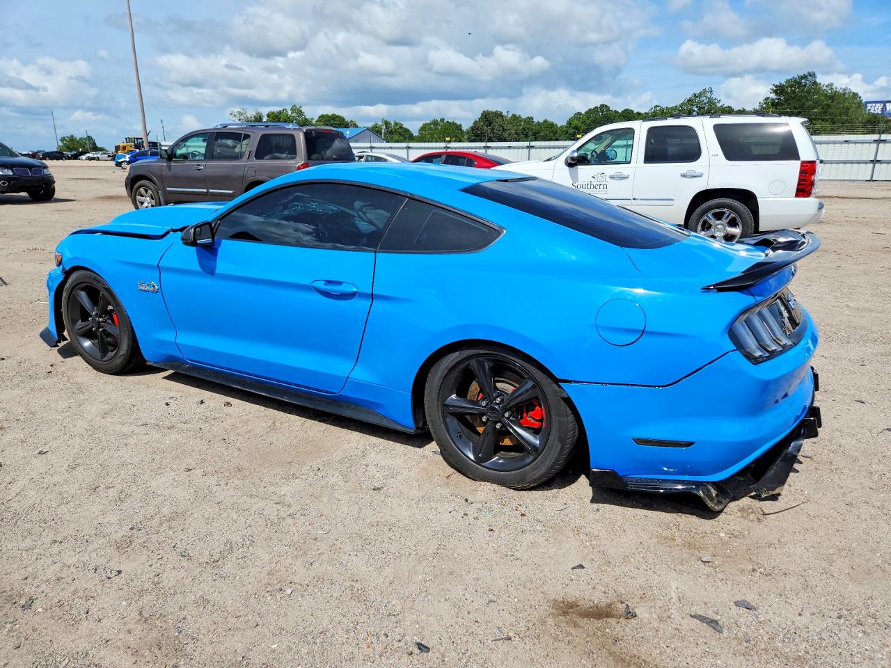2017 FORD MUSTANG GT — снимка 2