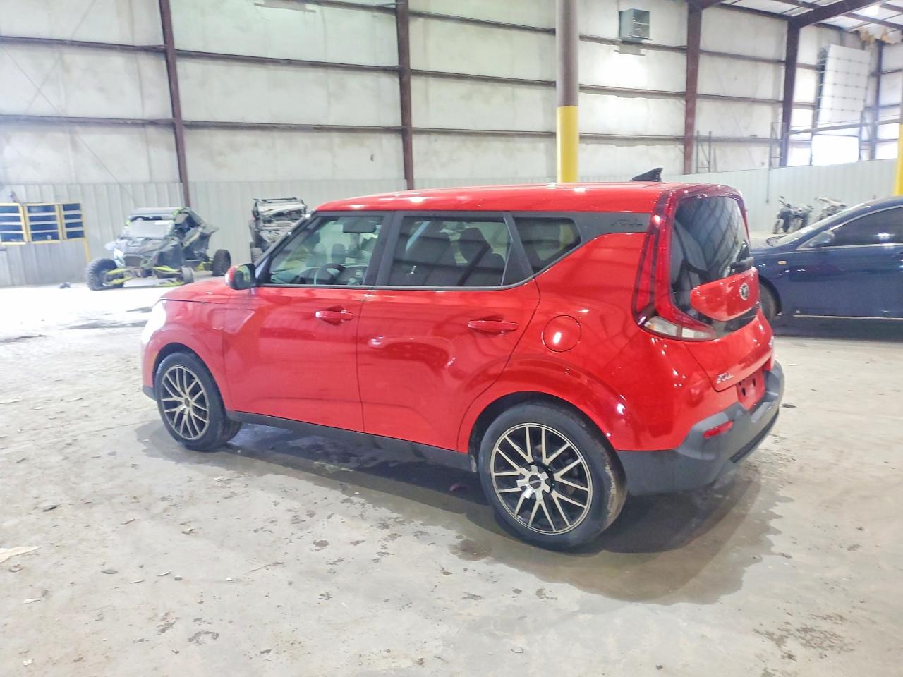 2021 KIA SOUL S — снимка 2