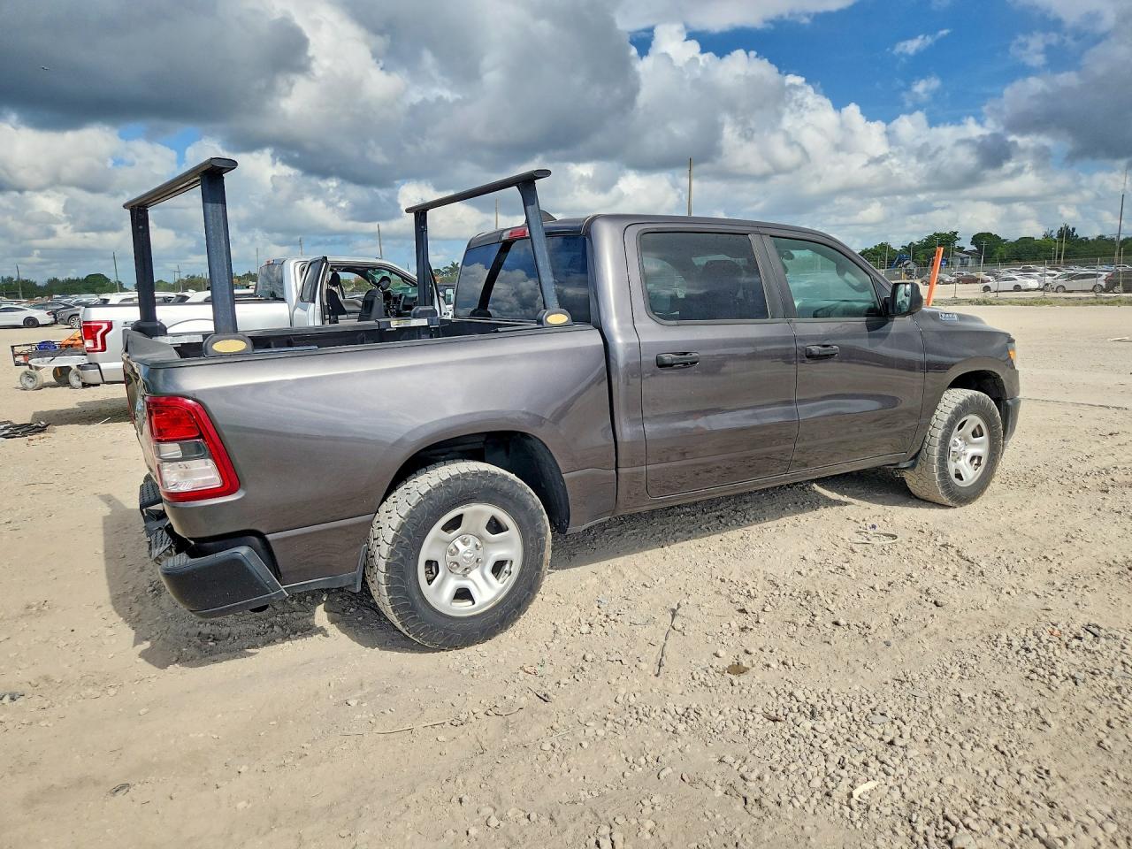 2023 RAM 1500 TRADESMAN — снимка 3